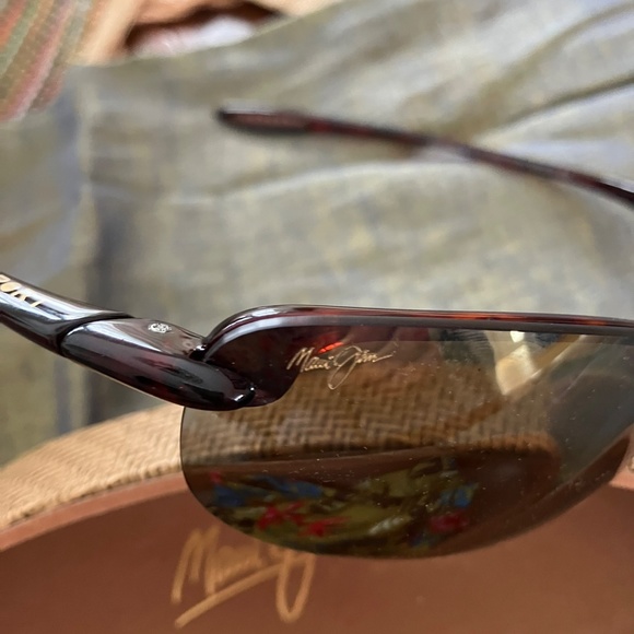 MauiJim Makaha Rimless Sport Sunglasses - Picture 5 of 5